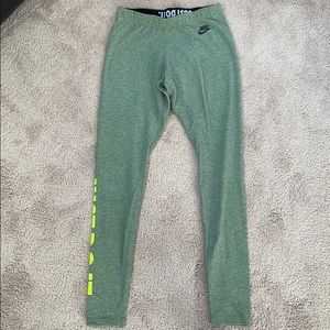 Nike leggings
